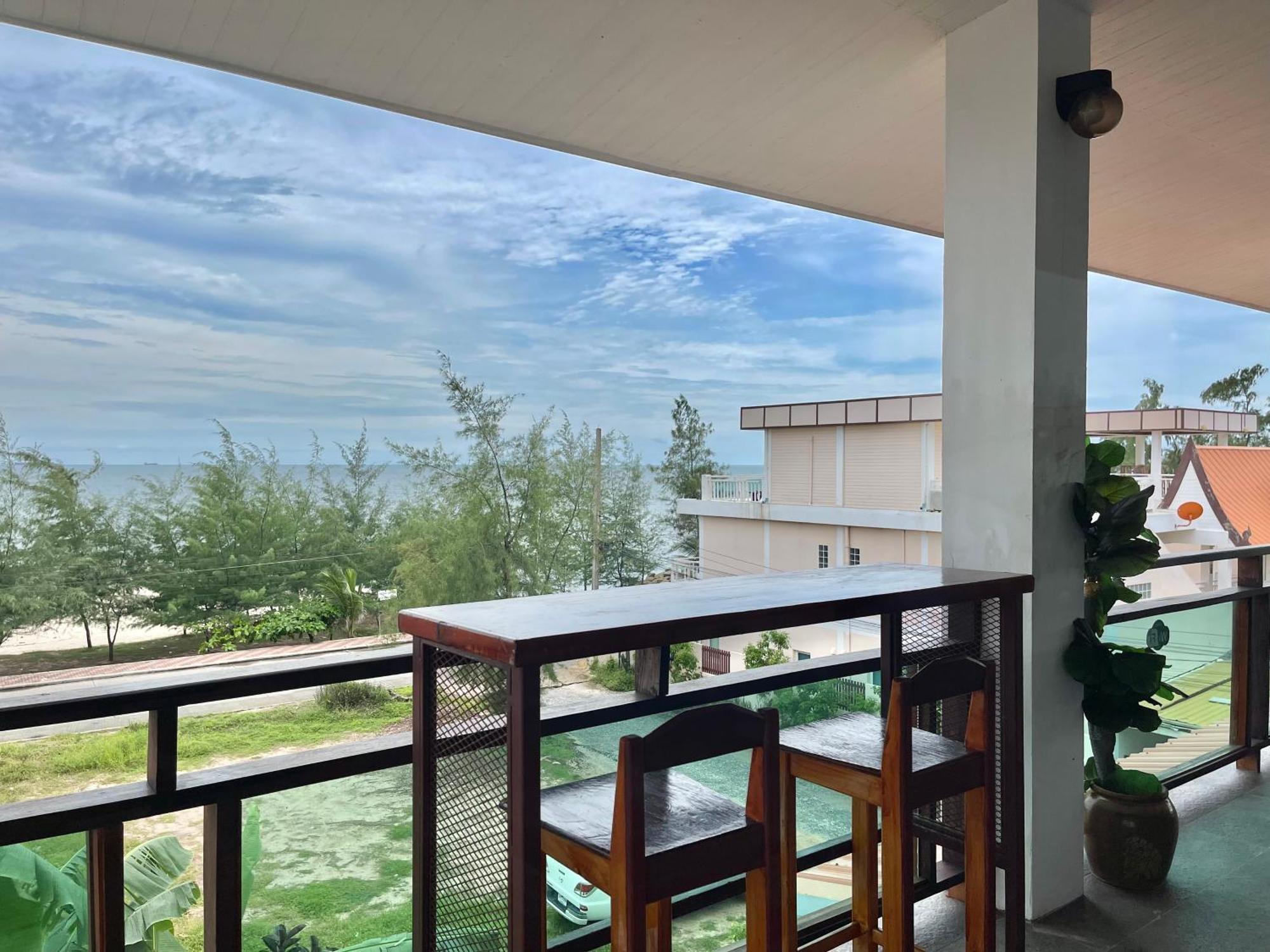 Privaterayong Hotel Ngoại thất bức ảnh