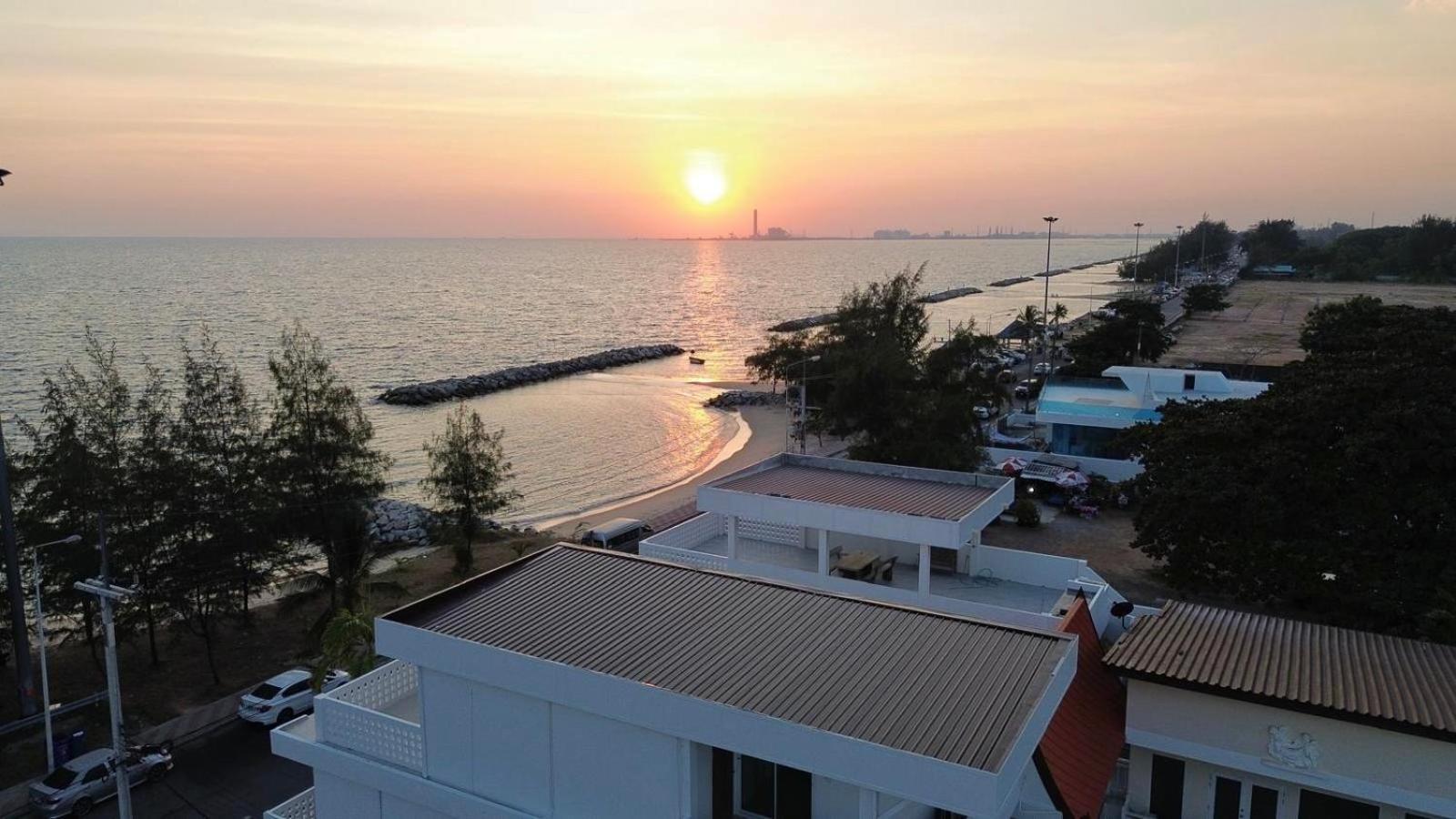 Privaterayong Hotel Ngoại thất bức ảnh