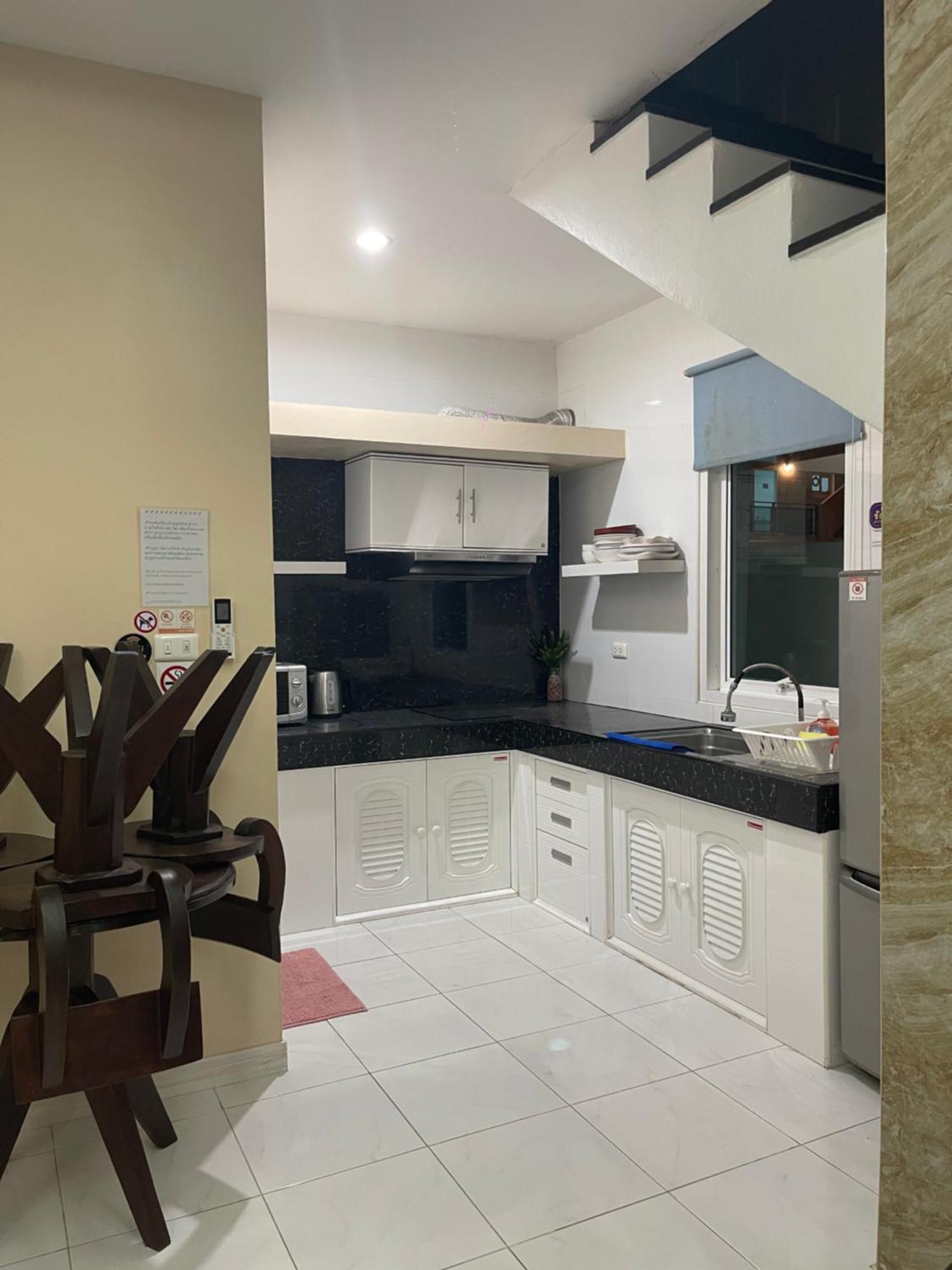Privaterayong Hotel Ngoại thất bức ảnh